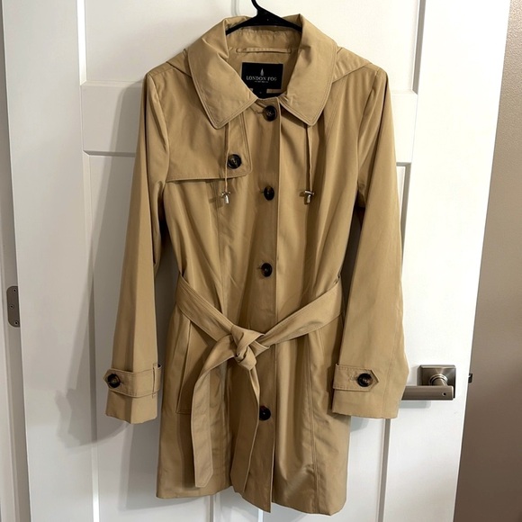 London Fog Vintage Women's Khaki Short Trench Coat Detachable Hood